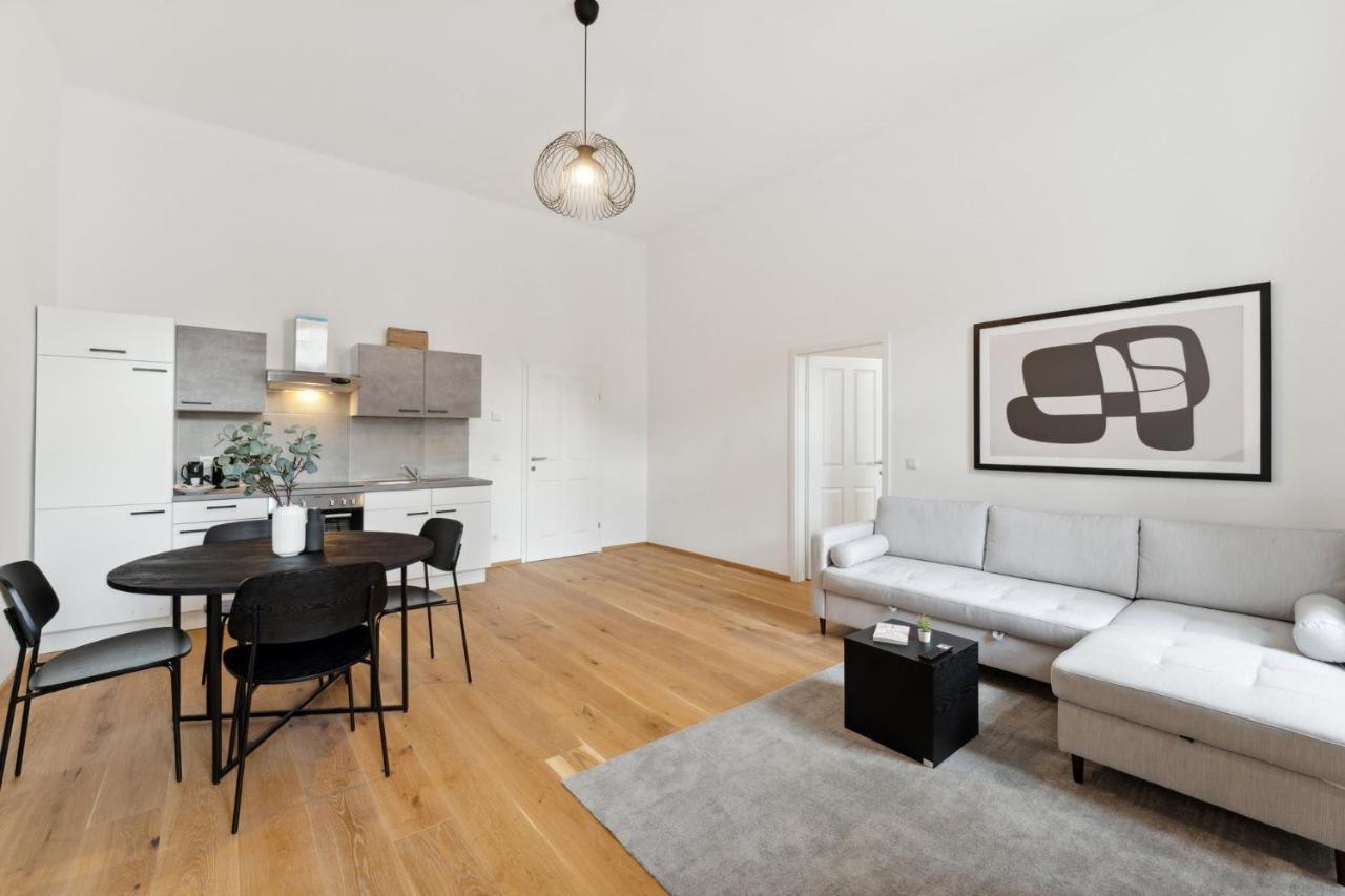 Center Designer Modern Vienne