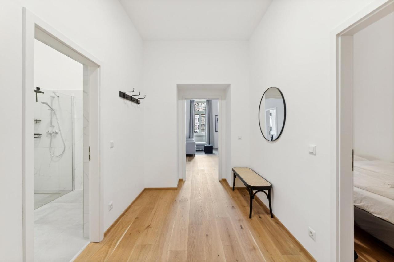 Center Designer Modern Apartament